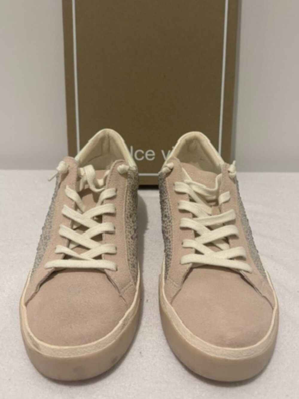 NIB - Dolce Vita Tan & Ivory Sneaker - 8